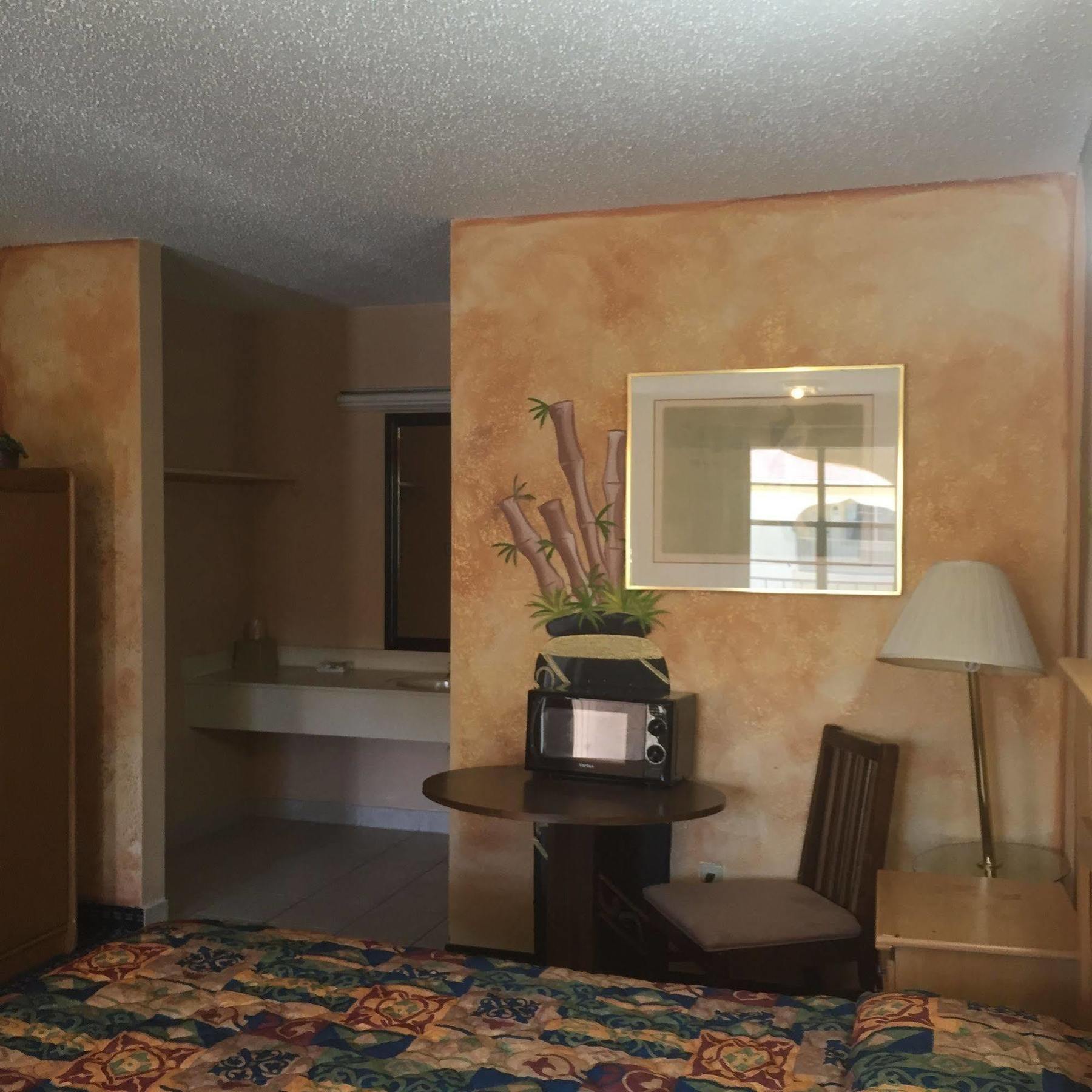 Guest Inn And Suites Houston Eksteriør bilde