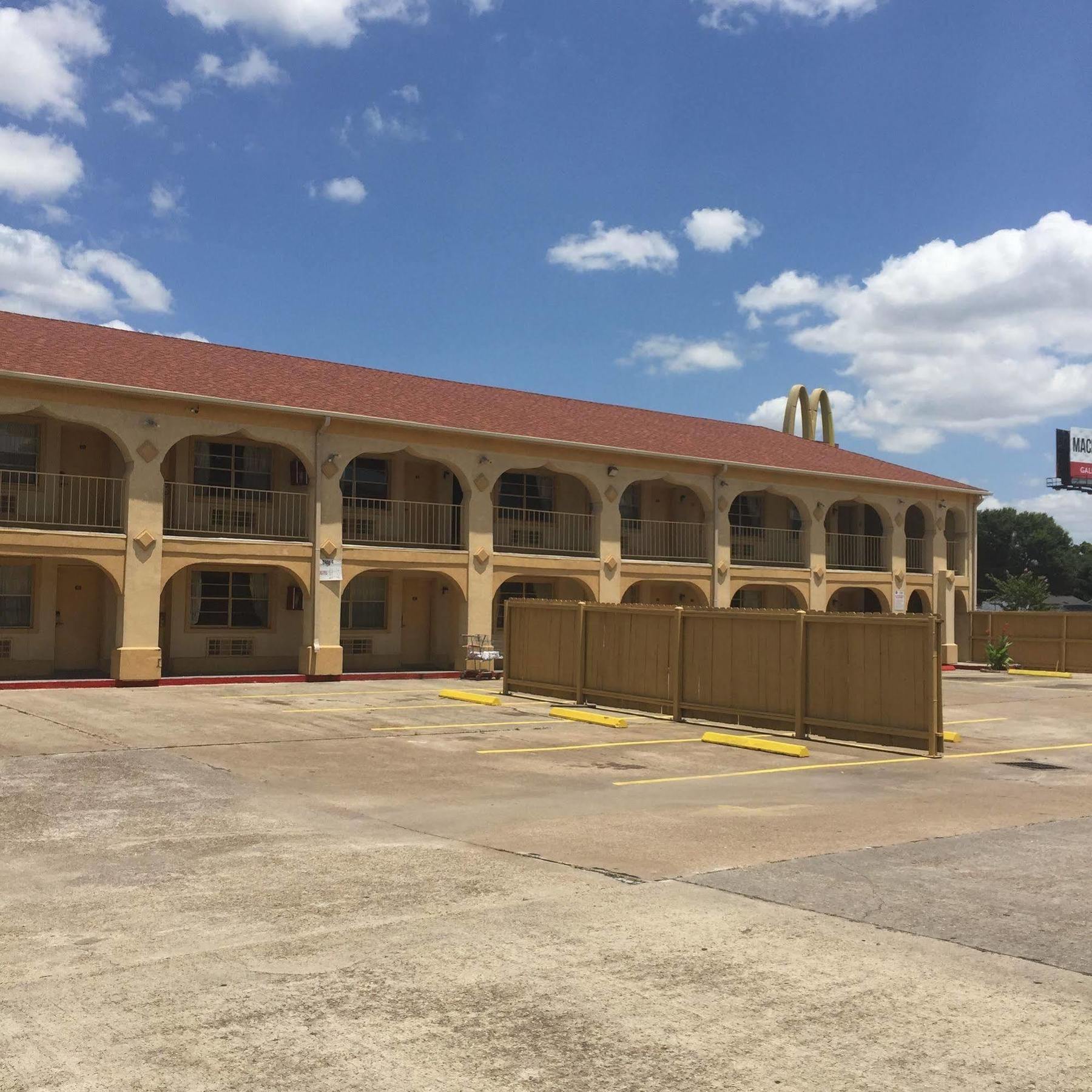 Guest Inn And Suites Houston Eksteriør bilde
